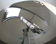 非常に高性能な天体望遠鏡がある天文台