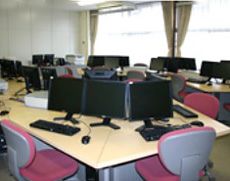 技術の授業に利用するパソコン教室