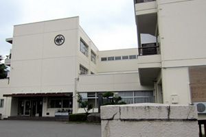 [プロテスタント系の私立中学校 偏差値ランキング（2024年度） 3位] 新島学園中学校