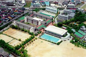 [寮がある私立中学校 偏差値ランキング（2024年度） 4位] 高知学芸中学校