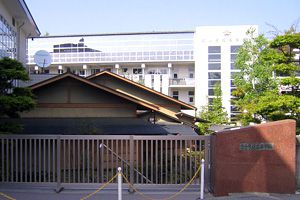 [山梨県の私立中学校 偏差値ランキング（2021年度） 2位] 富士学苑中学校