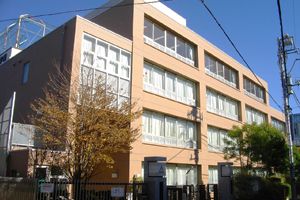 宝仙学園中学校