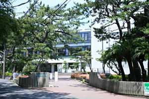 [神奈川県の私立中学校 偏差値ランキング（2021年度） 10位] 逗子開成中学校