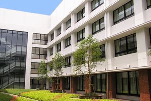 [神奈川県の私立中学校 偏差値ランキング（2021年度） 4位] 法政大学第二中学校