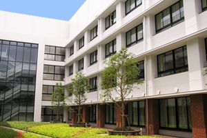 [神奈川県の私立中学校 偏差値ランキング（2024年度） 10位] 法政大学第二中学校