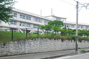 [新潟県の私立中学校 偏差値ランキング（2024年度） 1位] 新潟清心女子中学校