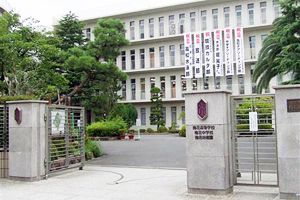 [全国の私立・国公立中学校 偏差値ランキング（2024年度） 12位] 梅花中学校