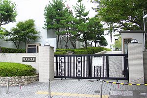 [男女共学の私立中学校 偏差値ランキング（2024年度） 4位] 雲雀丘学園中学校