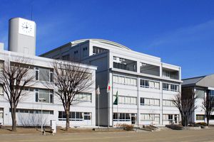 [群馬県の私立中学校 偏差値ランキング（2024年度） 4位] 伊勢崎市立四ツ葉学園中等教育学校