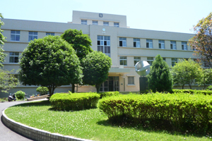 横浜国立大学教育人間科学部附属横浜中学校