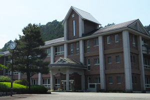 [徳島県の私立中学校 偏差値ランキング（2024年度） 5位] 那賀町立鷲敷中学校