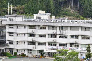 [徳島県の私立中学校 偏差値ランキング（2024年度） 5位] 阿波市立市場中学校