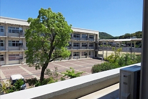 [岡山県の私立中学校 偏差値ランキング（2024年度） 10位] 岡山大学教育学部附属中学校