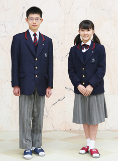 智辯学園和歌山中学校の制服 (1)