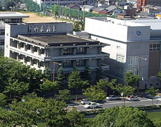 礼節ある人間を育てていく学校