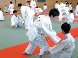 柔道大会やクラブ活動に利用する柔道場
