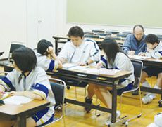 毎年6月に3泊4日の勉強合宿がある