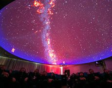 宇宙や星々を学ぶプラネタリウム