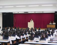 女子部の英語のスピーチコンテスト