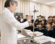 5つの実験室があるラボラトリー棟