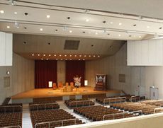 全校礼拝などを行うグレセット礼拝堂