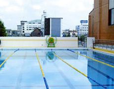 栃木県では初めての屋上プール