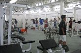 多くの機器が並ぶトレーニングルーム