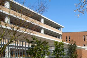 [神奈川県の私立中学校 偏差値ランキング（2023年度） 1位] 聖光学院中学校