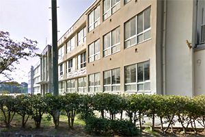 松徳学院中学校