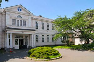 [北海道の私立中学校 偏差値ランキング（2022年度） 3位] 遺愛女子中学校