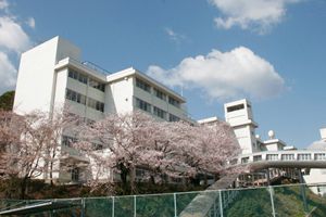 [高知県の私立中学校 偏差値ランキング（2023年度） 10位] 高知中学校