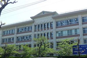 [長崎県の私立中学校 偏差値ランキング（2022年度） 11位] 純心中学校