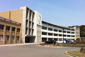 [山口県の私立中学校 偏差値ランキング（2024年度） 5位] 山口県立下関中等教育学校