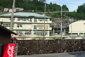 [静岡県の私立中学校 偏差値ランキング（2023年度） 12位] 浜松市立水窪中学校