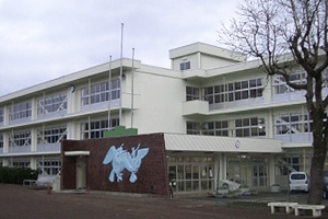 松崎町立松崎中学校の写真