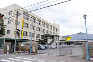 柏原市立柏原中学校