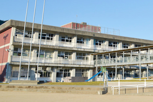 [高知県の私立中学校 偏差値ランキング（2024年度） 8位] 土佐町立土佐町中学校