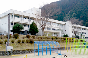 檮原町立梼原中学校