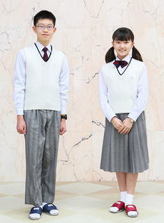 智辯学園和歌山中学校の制服 (3)