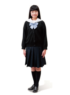 名古屋女子大学中学校の制服 (3)