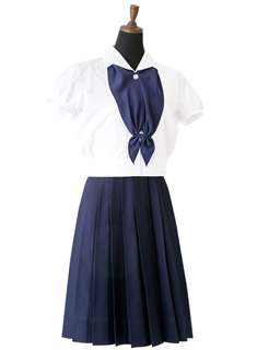 帝塚山学院中学校の制服 (2)