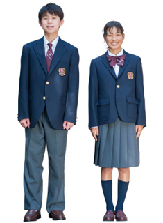 関西大倉中学校の制服 (1)