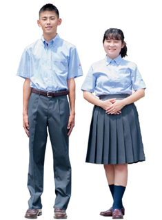 関西大倉中学校の制服 (2)